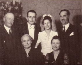 [ Avram Zaharia, Leon Zaharia, Iulia Pollack, Marcu Pollack, Paula Zaharia, Laura Pollack ]
